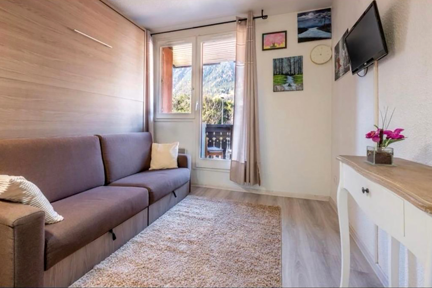 Studio Lognan Mountain view